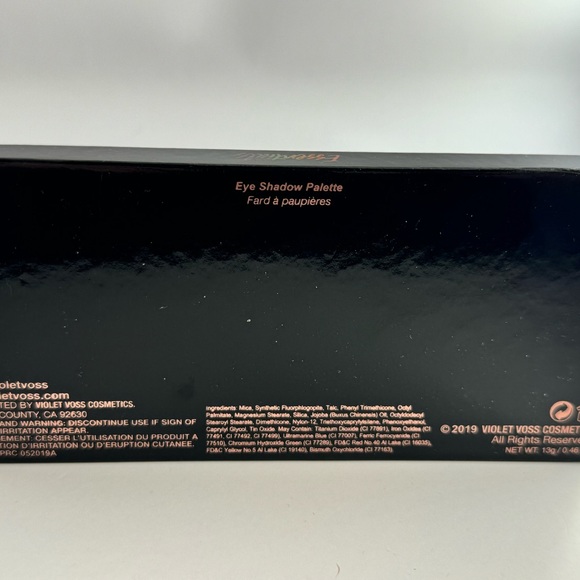Violet Voss Essentials Palette - Picture 2 of 5